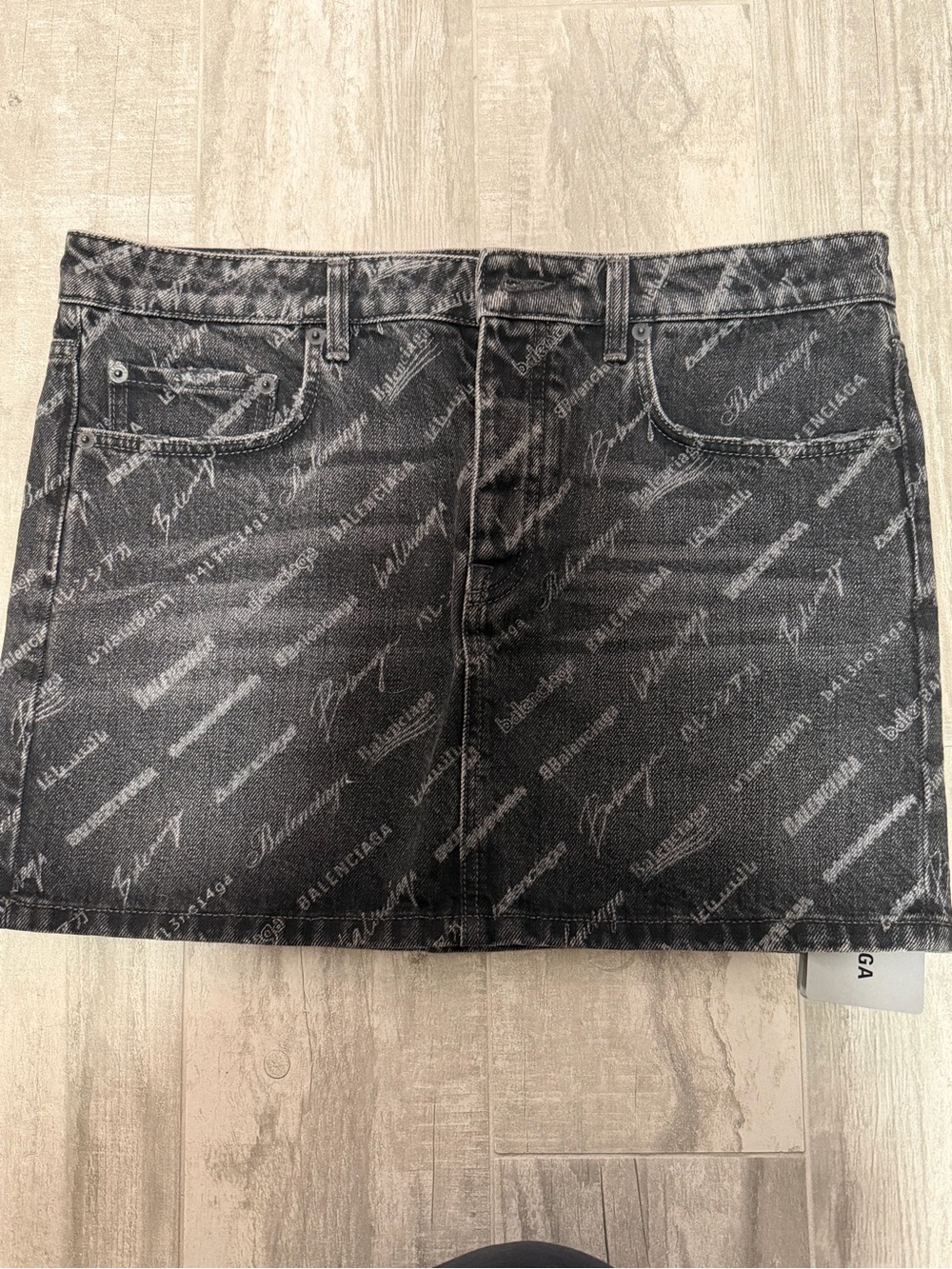 NWT Balenciaga Logomania
Mini Skirt Black Denim Allover
Logo Print Fitted